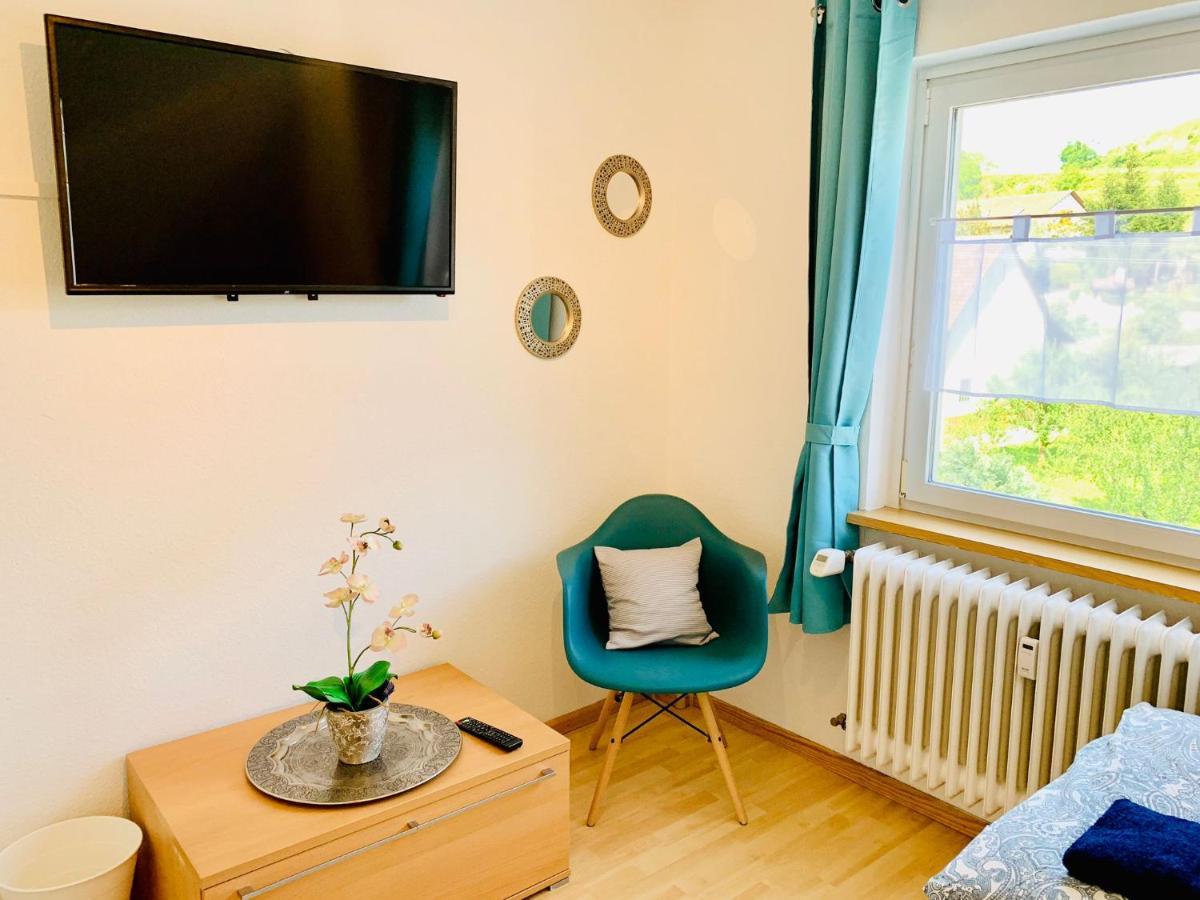 Ferienwohnung Liesel - Kuche, Bad, Wlan, 3 Schlafzimmer, Parkplatz Malterdingen Exterior photo
